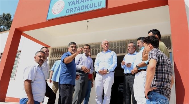 "Eğitimcilerimizin Her Zaman Yanındayız" Akdeniz Belediye Başkanı Gültak, Öğretmenler Günü’nü Kutladı