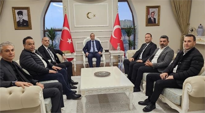 Tarsus Ticaret Borsası Yönetim Kurulu Tarsus Kaymakamı Mehmet Ali Akyüz'e Ziyarette Bulundu