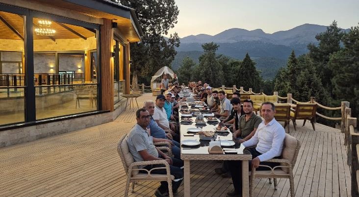 Başkan Sofu'dan Emeği Geçenlere Teşekkür Yemeği