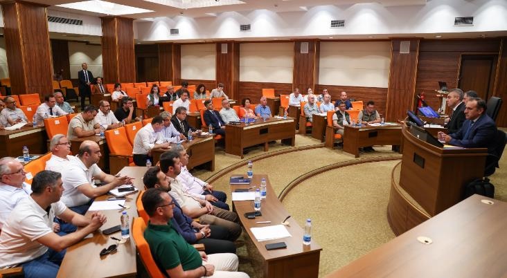 Mersin'de Hayvan Bakımevi ve Rehabilitasyon Merkezleri Değerlendirme Toplantısı Yapıldı