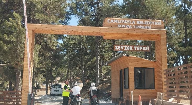 Çamlıyayla Belediyesi Zevzek Tepesi Sosyal Tesısleri Bugün Torenle Açılıyor
