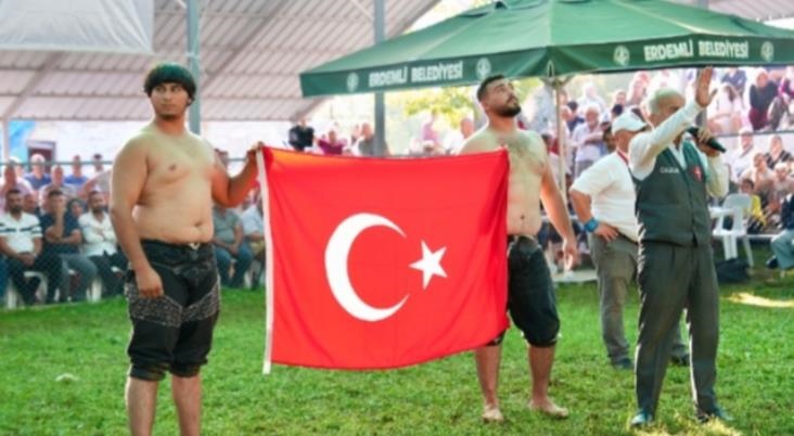 Torosların Zirvesinde Zafer Coşkusuyla Güreştiler