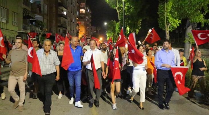 Tarsus'ta Binlerce Vatan Sevdalısı Zafer İçin Yürüdü