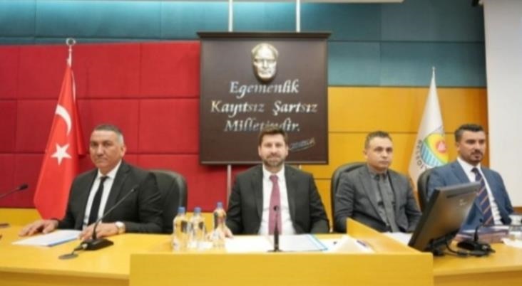 Tarsus Belediye Meclisi Toplanıyor