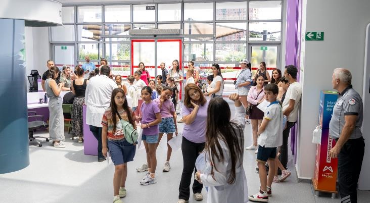 Mersin Büyükşehir’in Mercan 100. Yıl İklim ve Çevre Bilim Merkezi’nde Yaz Okulu Tamamlandı