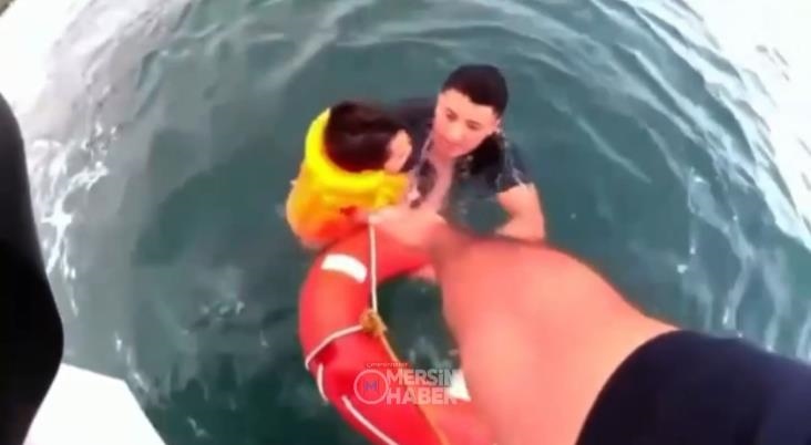Mersin’de 6 Yaşındaki Çocuk Denizde Mahsur Kaldı, Sahil Güvenlik Kurtardı