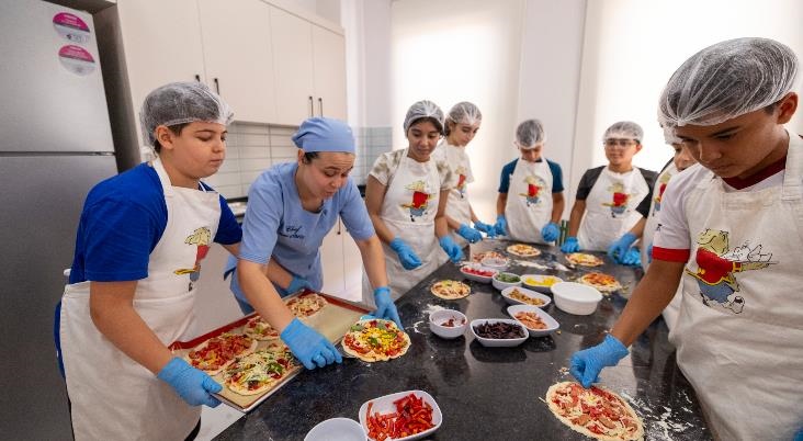 Mersin Büyükşehir Belediyesi’nin Mezitli Çocuk Kampüsü Eğlenerek Öğrenmenin Yeni Adresi Oldu