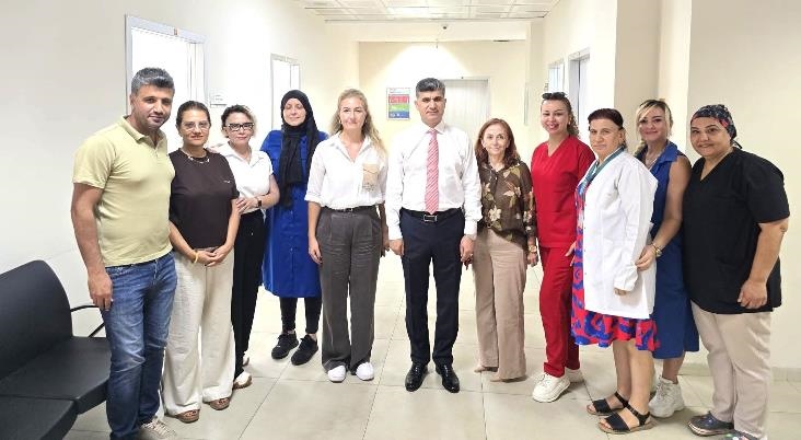 Mersin Akdeniz Belediye Başkan V. Şener'den Sağlık Ocağı Ziyareti