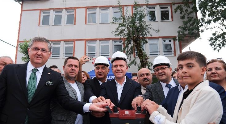 TBB Başkan Vekili Seçer, Kocaeli’ye Giderek Çeşitli Ziyaretlerde Bulundu, Temel Atma ve Açılış Törenlerine Katıldı