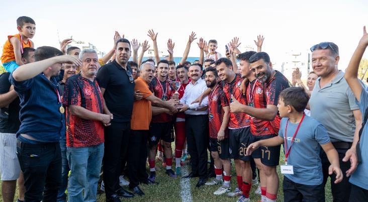 Mersin'de Şampiyon Ayvagediği