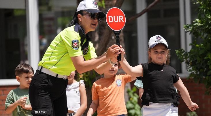 Mersin’de 2025-2026 Eğitim-öğretim Yılı İçin Güvenlik Önlemleri Artırıldı