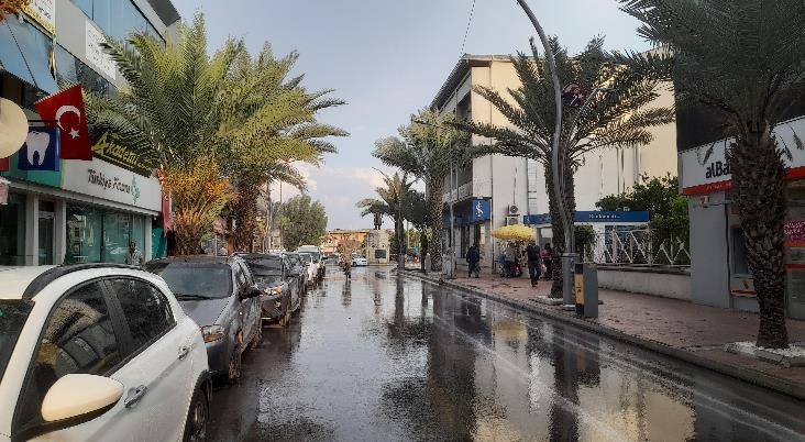 Mersin Tarsus'ta Özlenen Yağmur