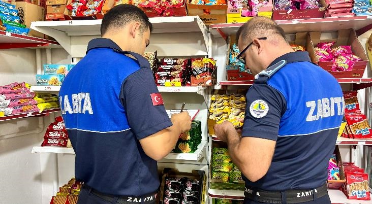 Erdemli’de Kırtasiyelere ve Kantinlere Sıkı Denetim