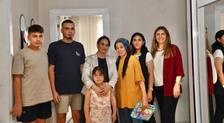 Mersin Valisi Atilla Toros’un Eşi Dudu İrem Toros, Anamur'da