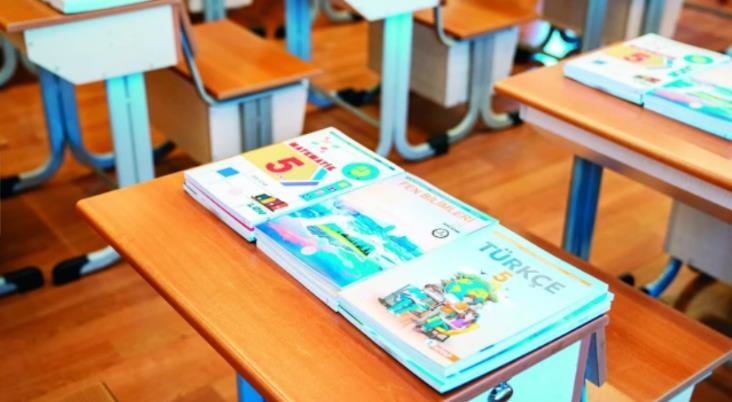 Devletin Dağıttığı Kitapları Okutmayan 22 Özel Okulun Ruhsat İptal Edildi!