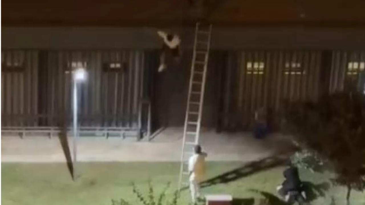 Mezitli’deki Konserde Skandala İmza Atan Güvenlik Görevlisi Tutuklandı: Gençlerden Birini Çatıdan Atmıştı!