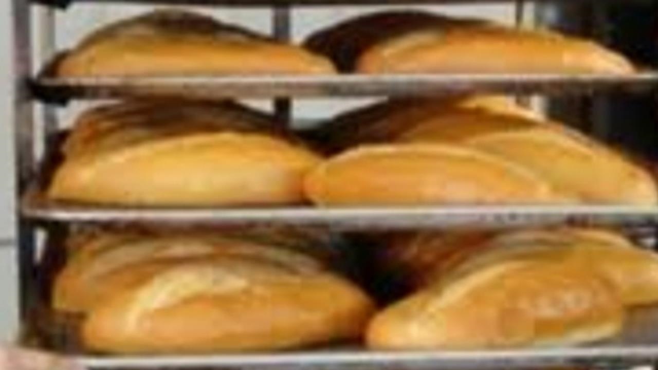 Tarsus’ta Fırıncılar Arasındaki Rekabet Vatandaşın Cebine Yansıyor