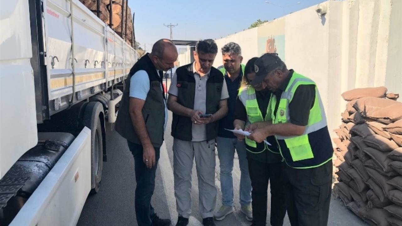 Mersin'de Mobil Kontrol Noktalarında Önleme Araması Yapıldı