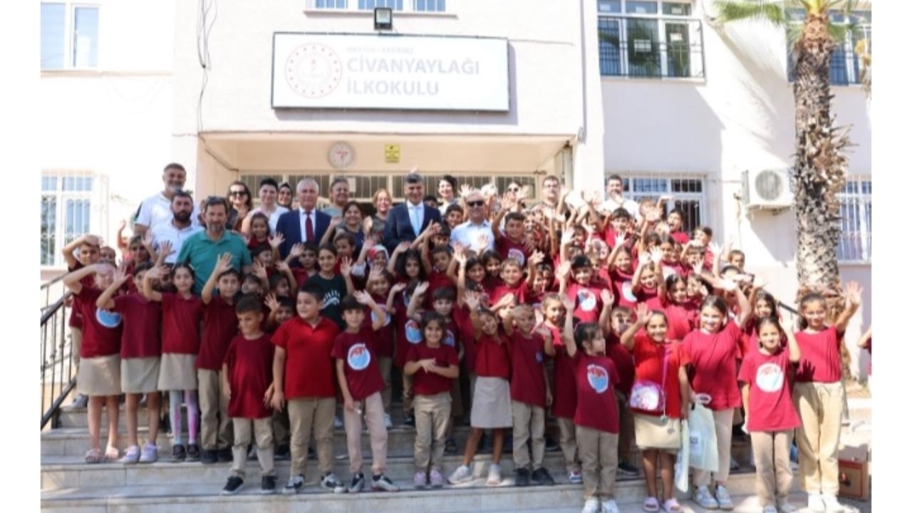 Başkan V. Şener, Civanyaylağı İlkokulu’nu Ziyaret Etti