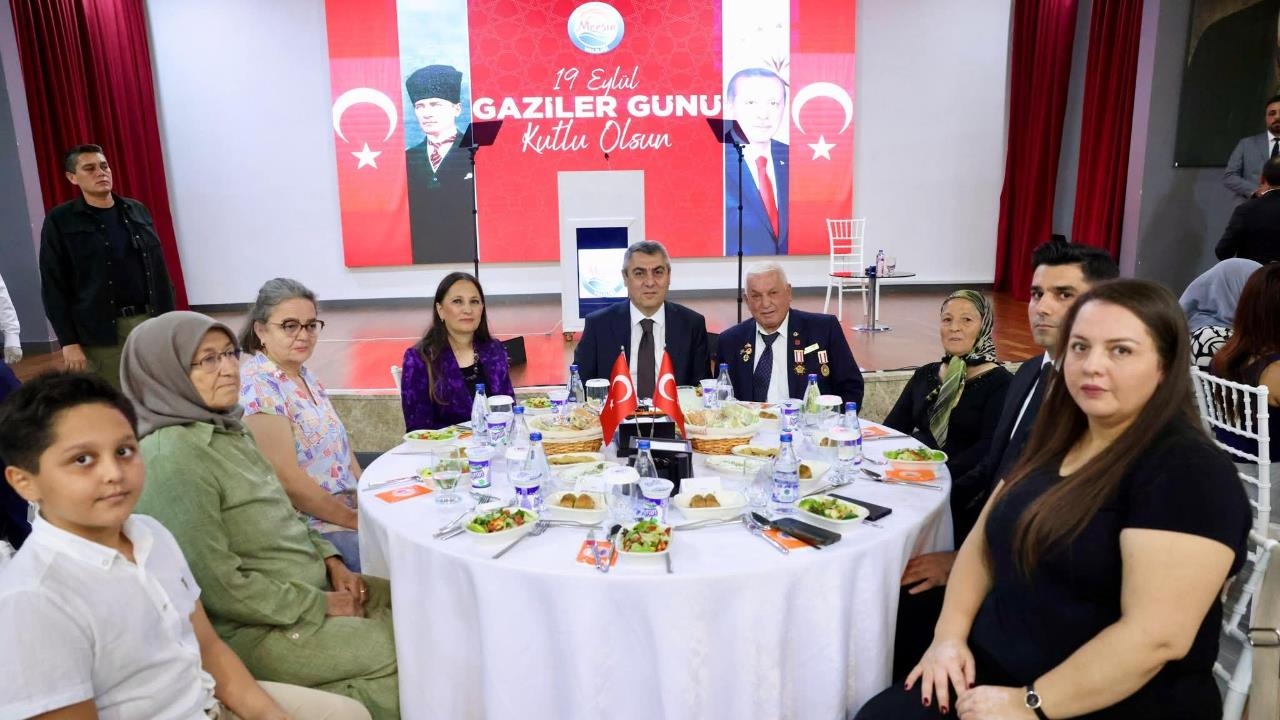 Mersin Valisi Toros, Gazileri ve Ailelerini Ağırladı