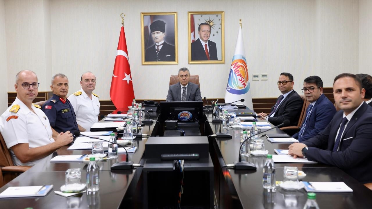 Mersin’de Güvenlik ve Asayiş Değerlendirme Toplantısı Gerçekleştirildi