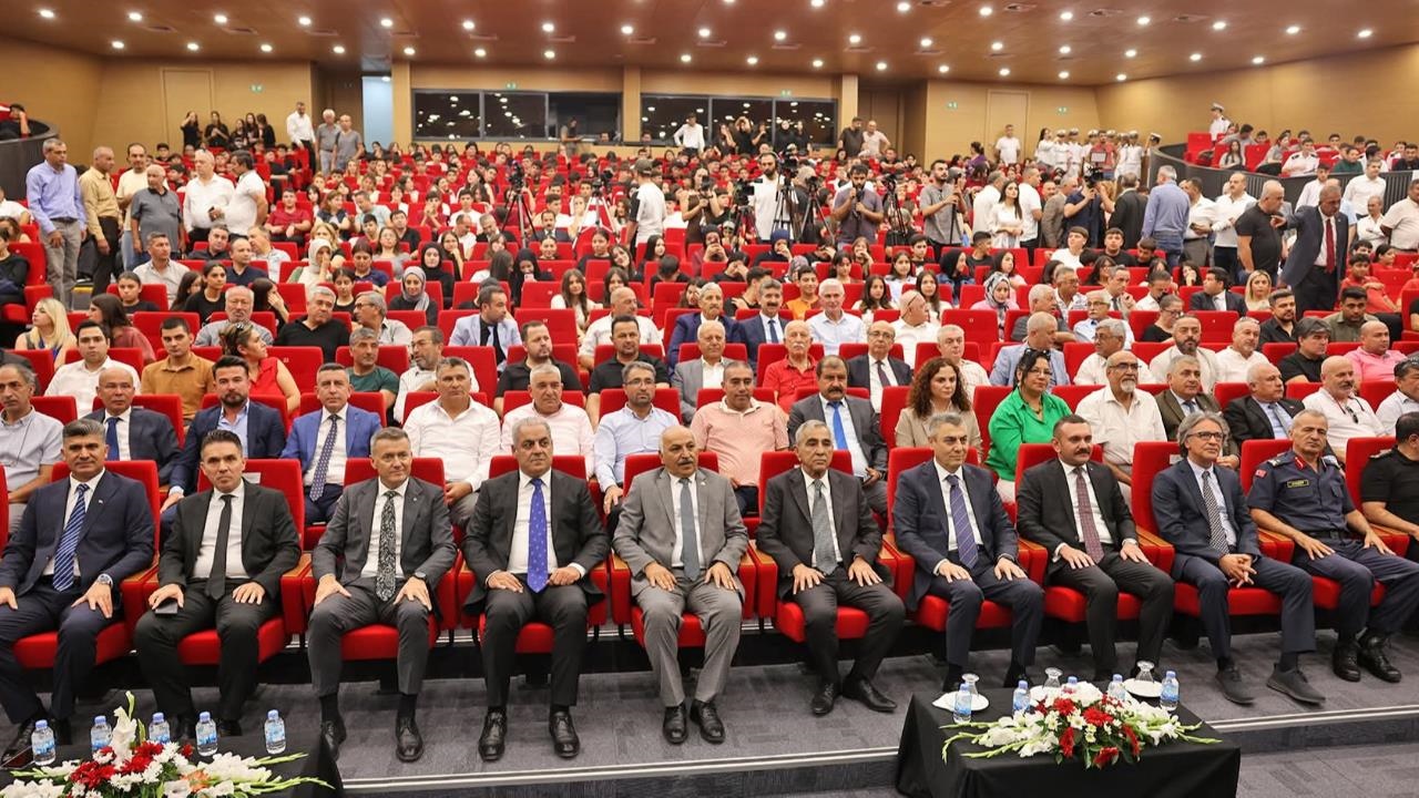 Çakır: " Ekonomik Reformları İthal Düşüncelerde Aramaya Gerek Yok"