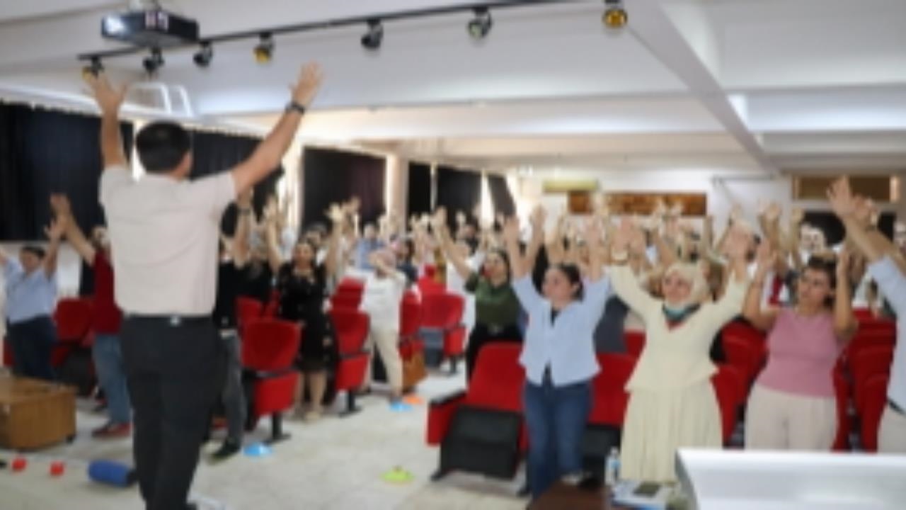 Mersin İl Milli Eğitim Personeline Nefes Teknikleri ve Kinetik Beyin Egzersizleri Eğitimi Düzenlendi