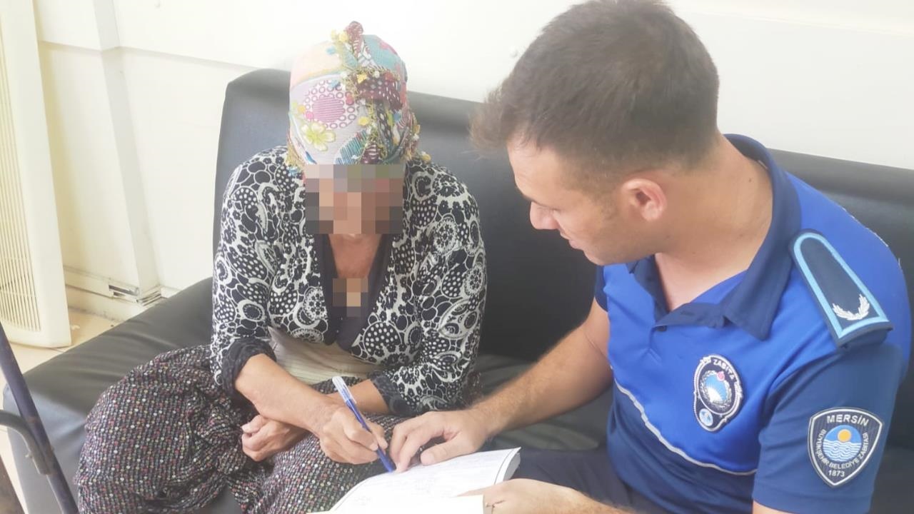 "Evimde Tüpüm, Yağım Yok" Diyerek Dilendi ... Büyükşehir Zabıtasından Tarsus’ta Dilencilere Yönelik Çalışma