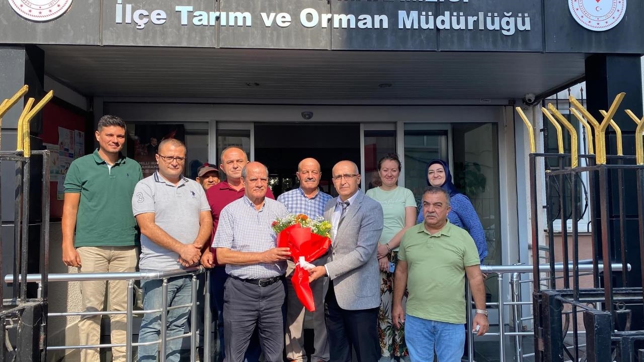 Tarsus İlçe Tarım ve Orman Müdürlüğü'nde Zirai Mühendisi Yusuf Aksay Emekli.Oldu