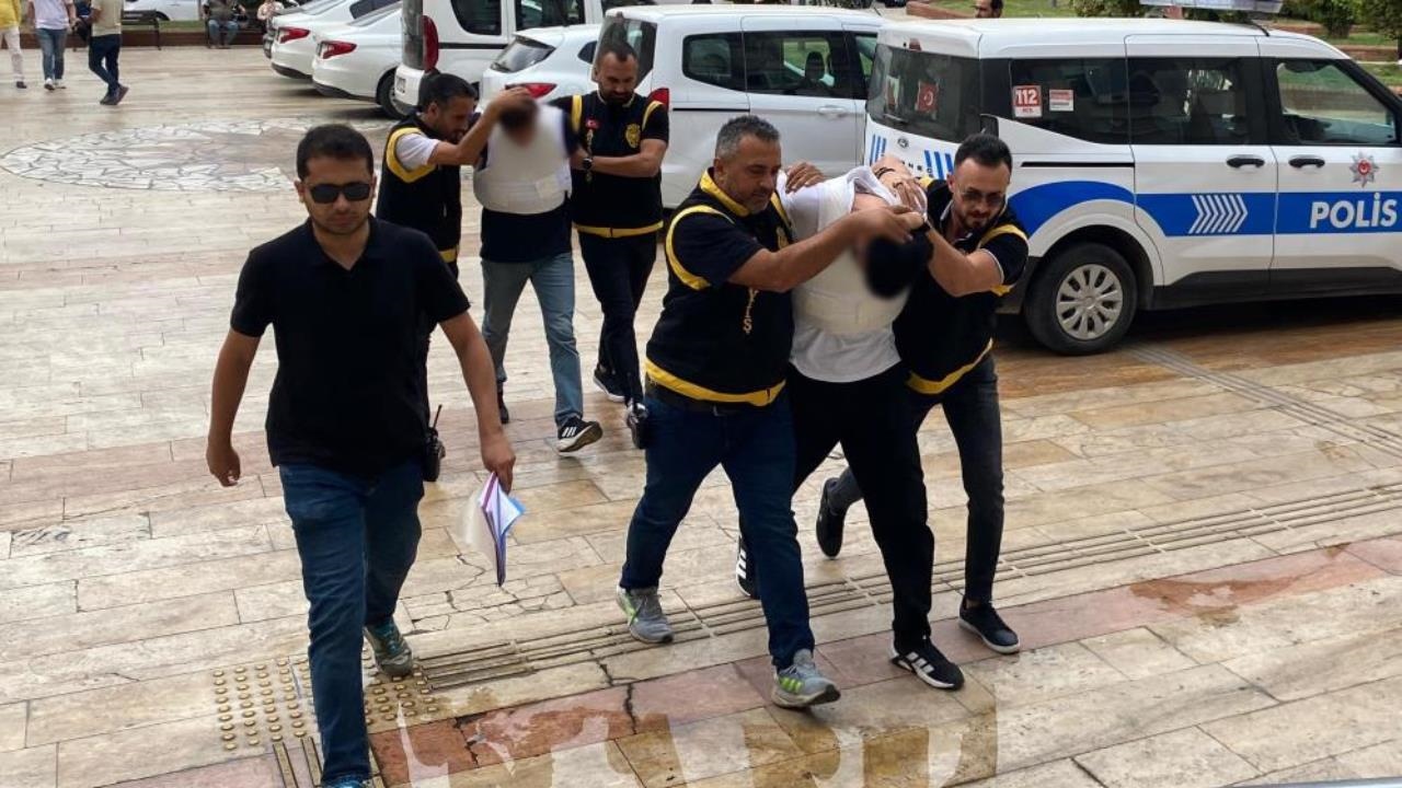 Sokak Kavgası Davasında Şok: 2 Şüpheli Çelik Yelekle Duruşmaya Getirildi!