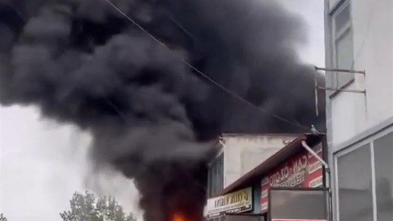 Tekirdağ'da Sanayi Sitesinde Korkutan Yangın Çıktı