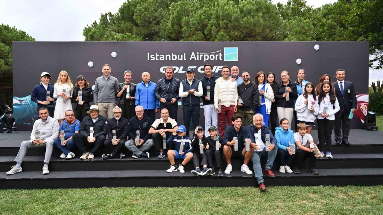 Golf Severler İstanbul Havalimanı Golf Kupası'nda Buluştu