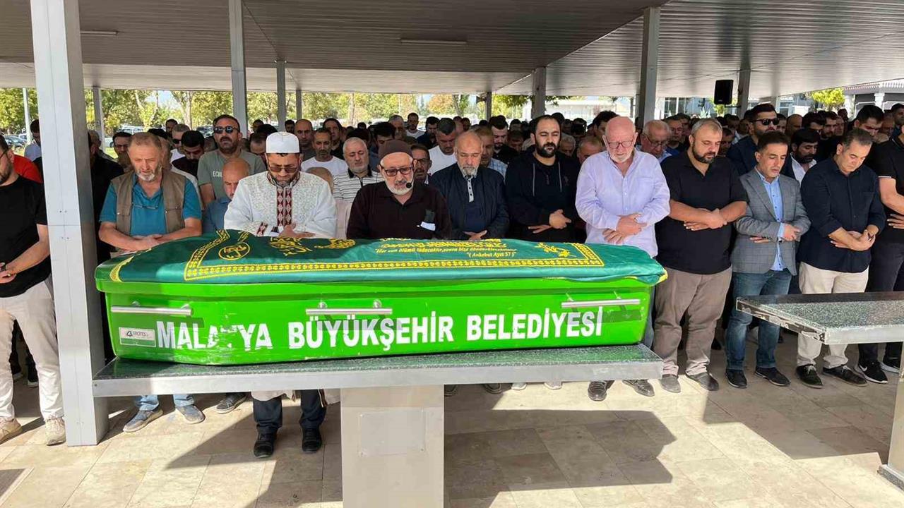 Malatya'da Düğün Öncesi Kaybolan Genç Defnedildi