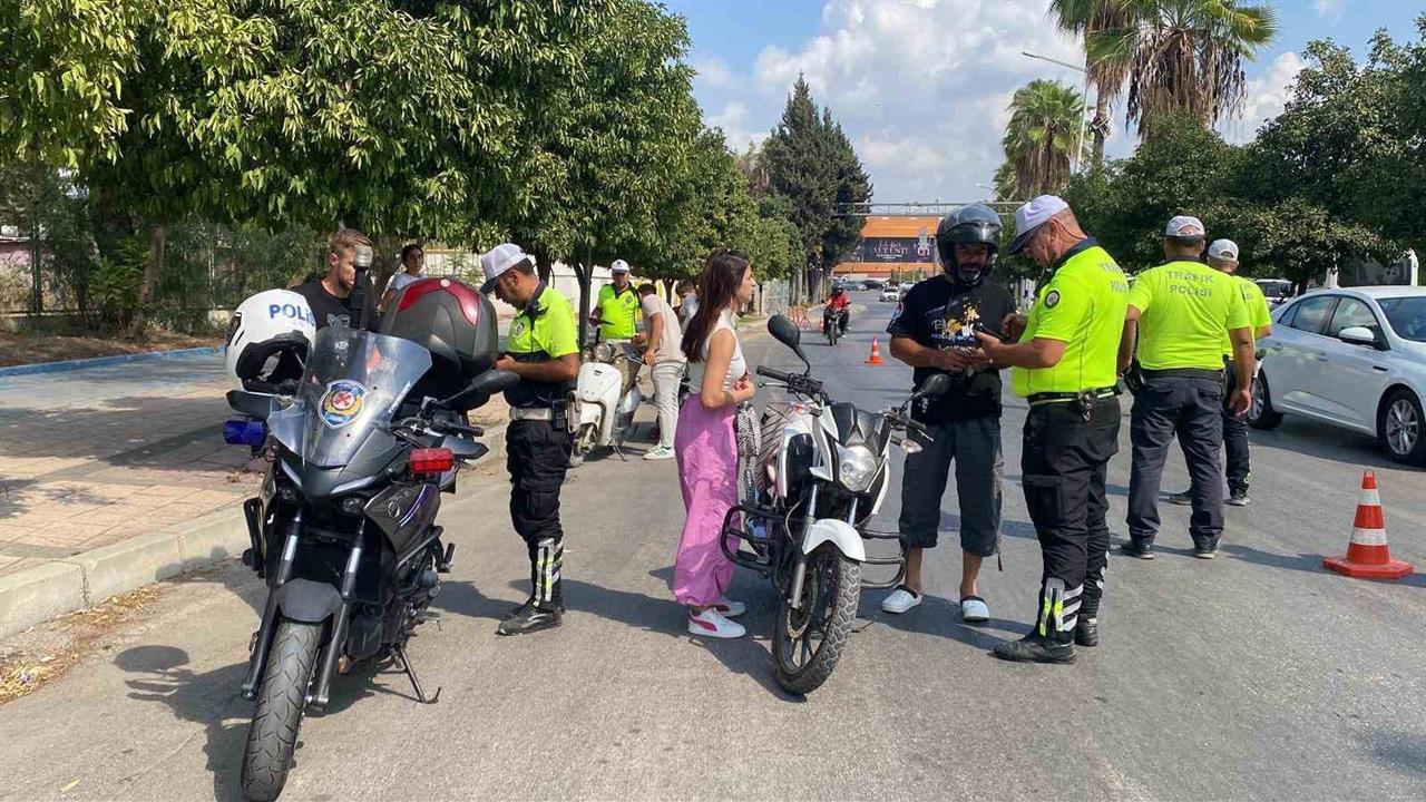 Adana'da Motosiklet Denetimi: 456 Bin TL Ceza Kesildi