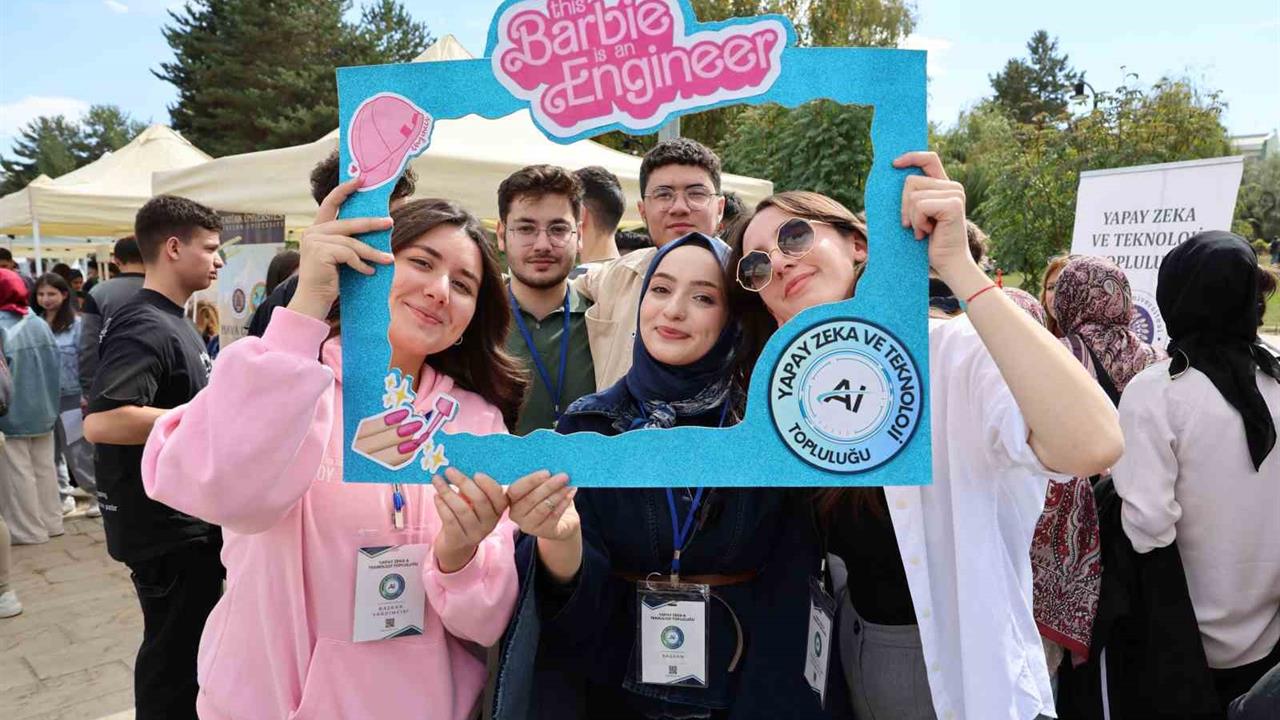 Atatürk Üniversitesi'nde Oryantasyon Programı Başladı