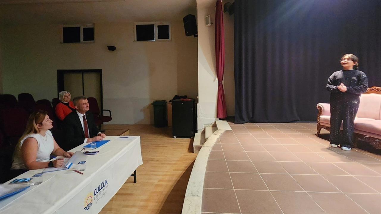 Gölcük’te Gençler Konservatuvar Sınavında Yeteneklerini Sergiledi