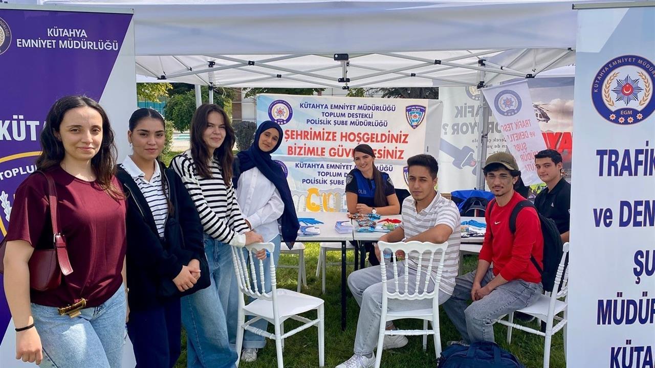 Kütahya’da Üniversite Öğrencilerine Güvenlik Bilgilendirmesi