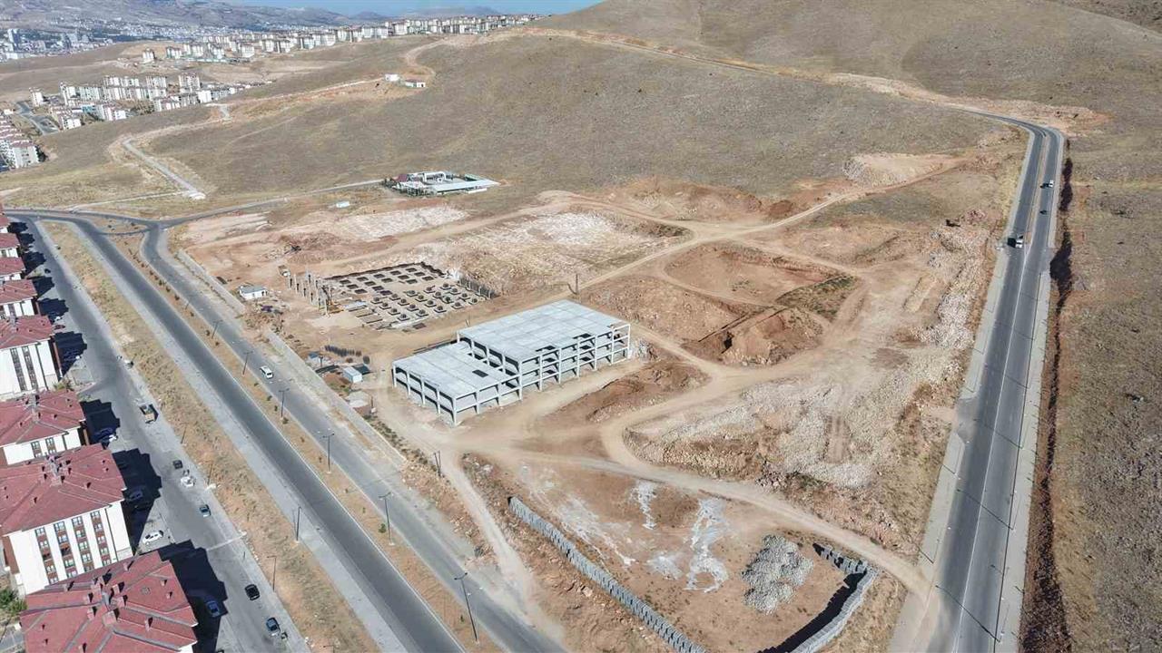Elazığ'da Mobilyacılar Sitesi Projesi Hızla İlerliyor