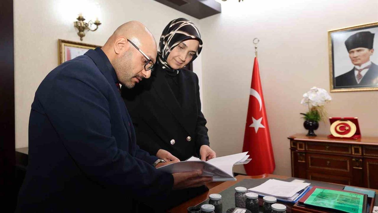 Afyonkarahisar'da Plastik Atıklardan Asfalt Üretimi Başlıyor