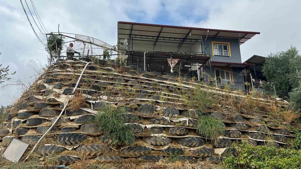 Manisa'da Atık Lastiklerle Duvar Örneği: Doğaya Katkı