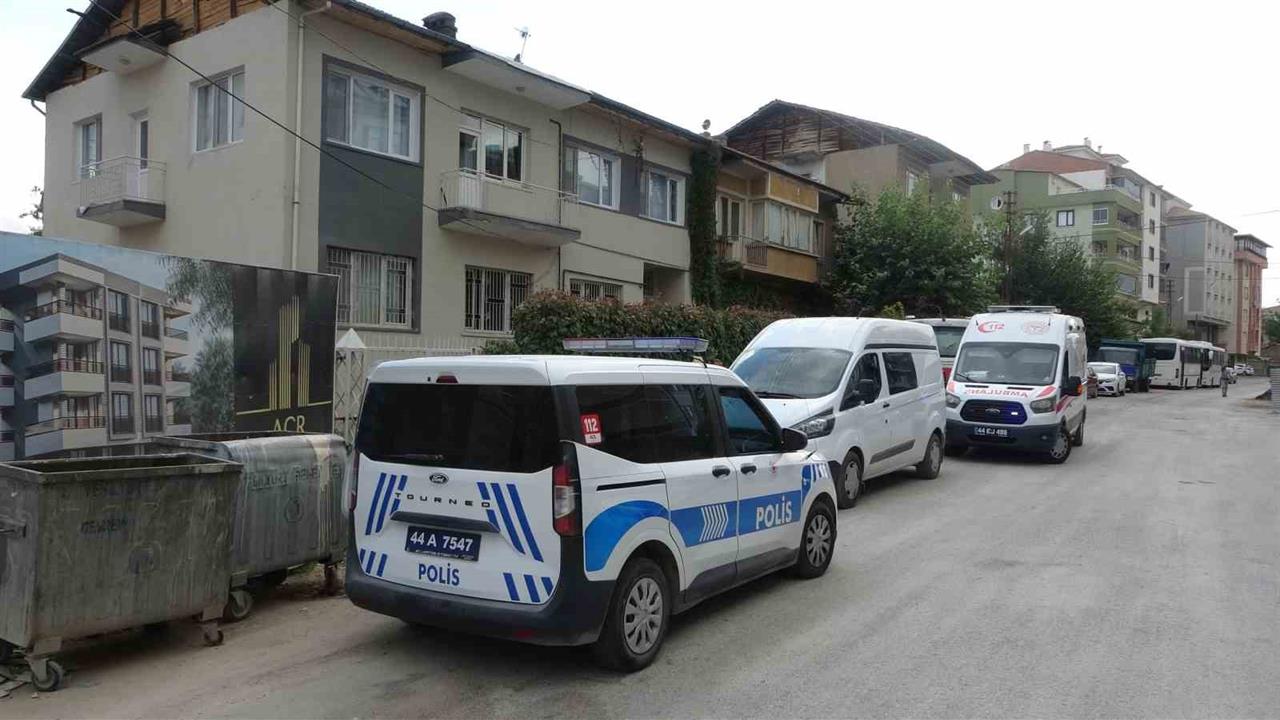 Malatya'da 83 Yaşındaki Adam Evinde Ölü Bulundu