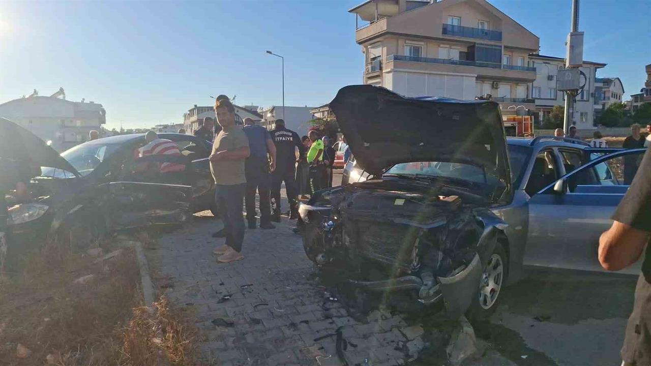 Aydın Didim'de Trafik Kazası: 5 Yaralı, 1'i Ağır