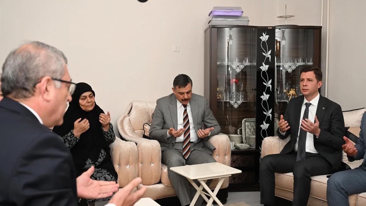 Erzurum'da Şehit Annesine Vefa Ziyareti