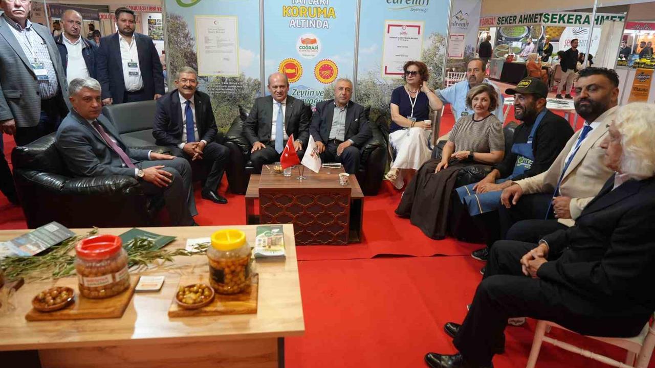 Balıkesir'de Zeytinyağı ile Kardeşlik Köprüsü Kuruldu