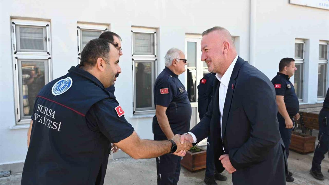 Karacabey'de İtfaiyecilere Destek Ziyareti