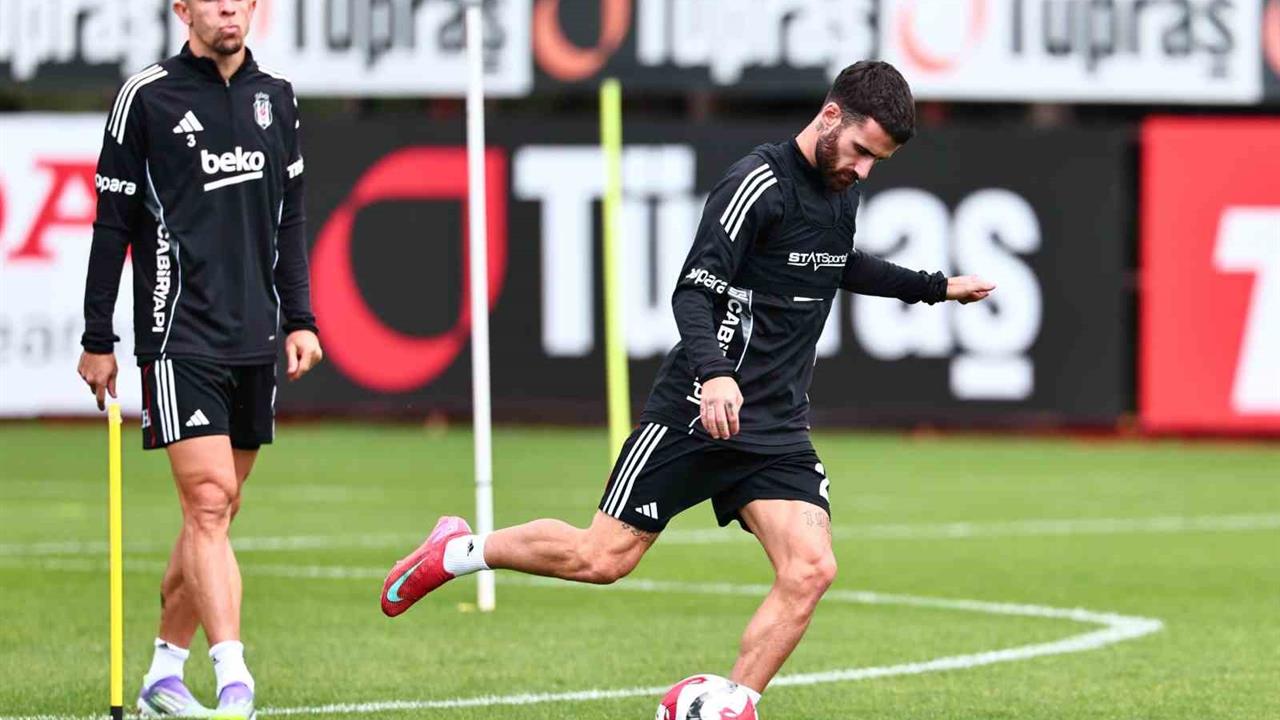 Beşiktaş'ta Galatasaray Derbisi Hazırlıkları Sürüyor