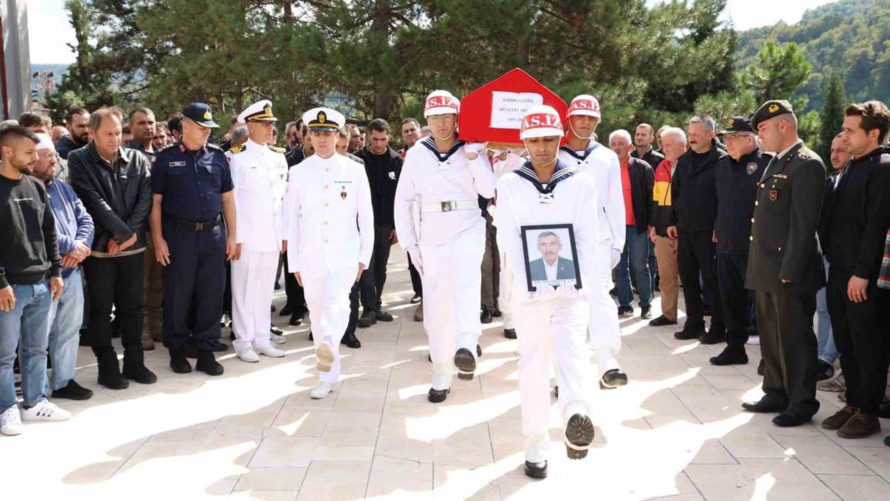 Zonguldak'ta Kıbrıs Gazisi Hüseyin Akçan Uğurlandı