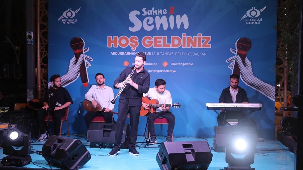 Sultangazi'de "Sahne Senin" Etkinliği Başladı