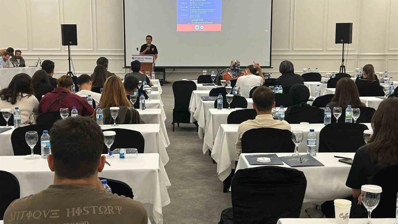 Kayseri'de Z Kuşağına Dijital Güvenlik Eğitimi