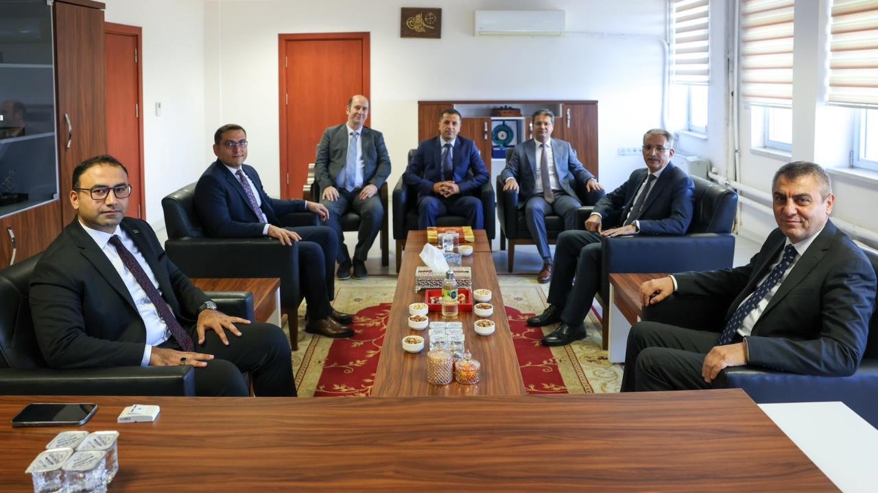 Vali Toros, HÂkimler ve Savcılar Kurulu Müfettişleri Ziya Can Gündoğan ve Cahit Çetinsağ’ı Ziyaret Etti
